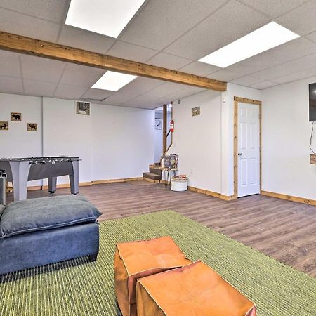 Pocono Retreat, 1 Mi To State Park And Ski Access! Tannersville Bagian luar foto