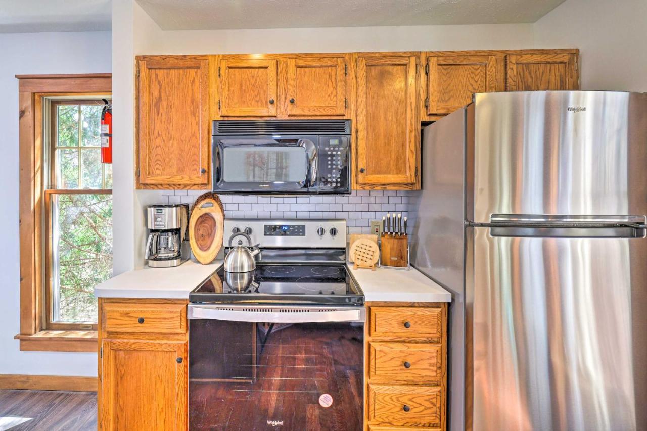 Pocono Retreat, 1 Mi To State Park And Ski Access! Tannersville Bagian luar foto