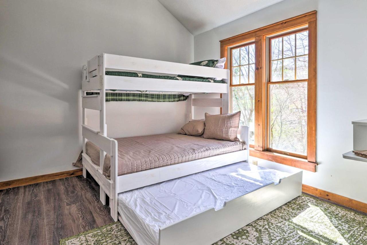 Pocono Retreat, 1 Mi To State Park And Ski Access! Tannersville Bagian luar foto