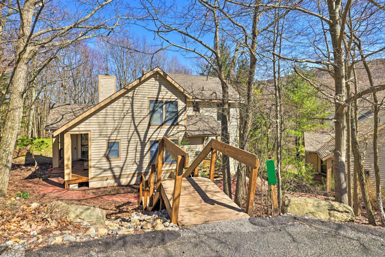 Pocono Retreat, 1 Mi To State Park And Ski Access! Tannersville Bagian luar foto